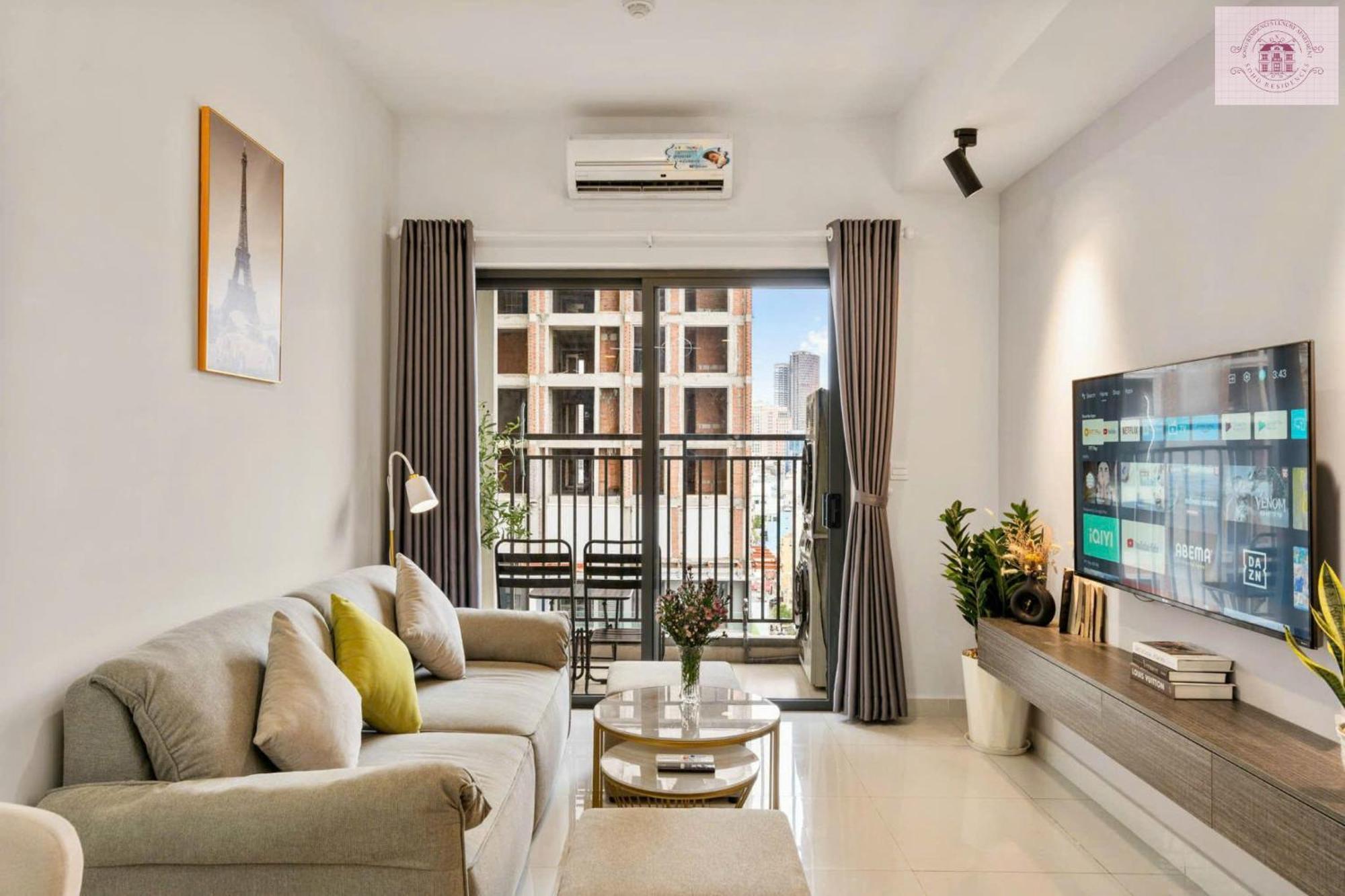 Soho Residences Luxury Apartment *