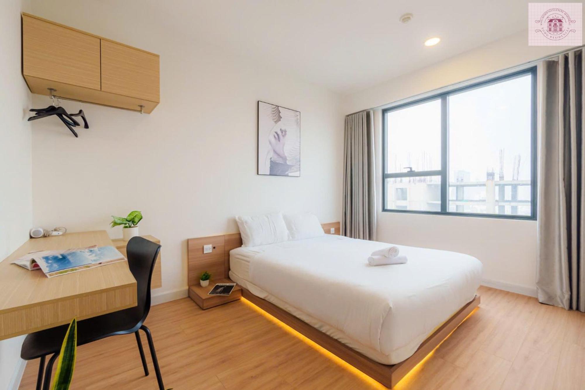 Soho Residences Luxury Apartment *