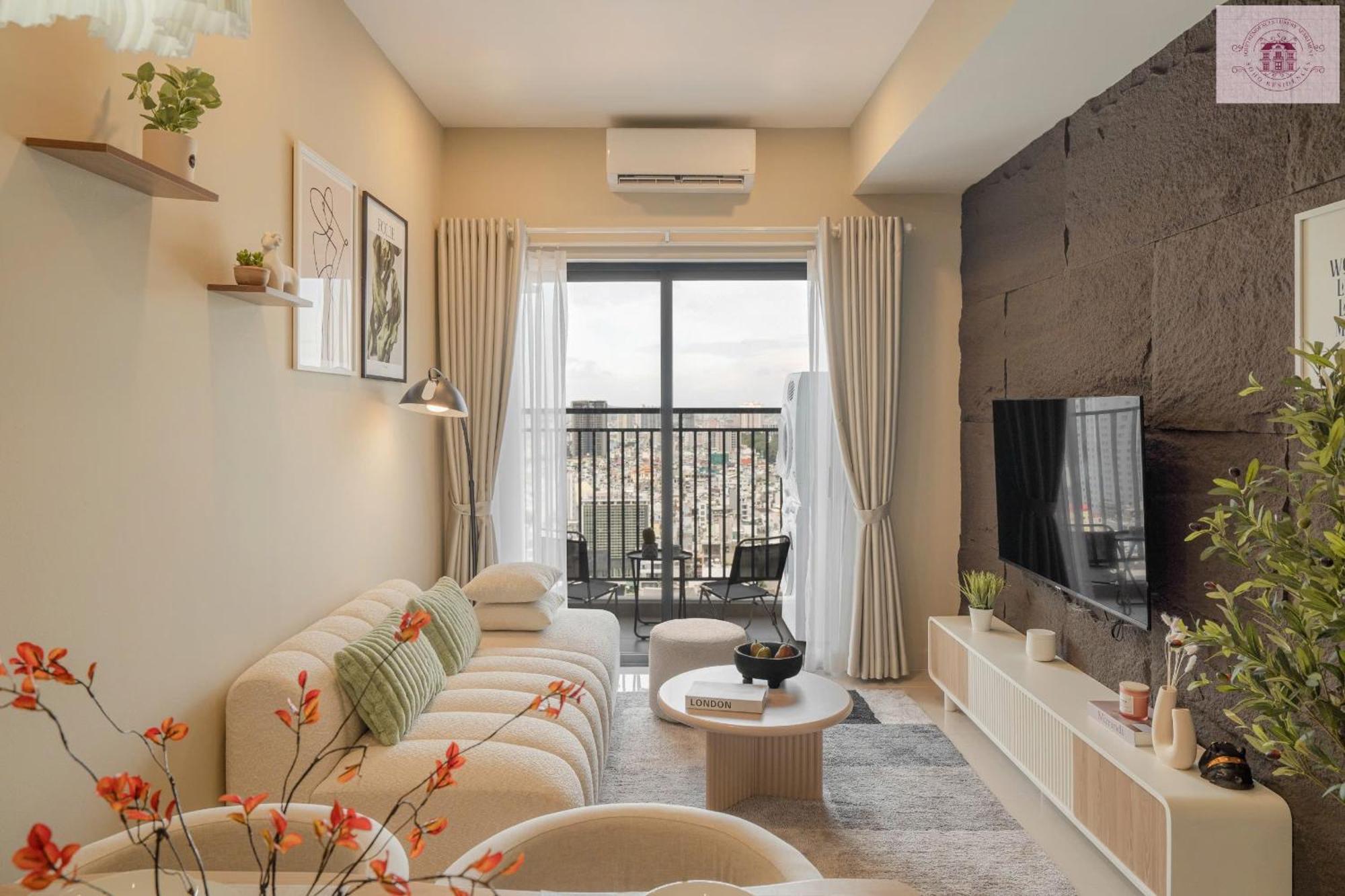 Soho Residences Luxury Apartment *